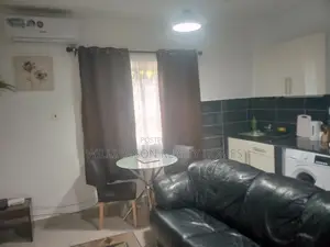 Luxury/Furnished Cham Hall Apt,Spintex