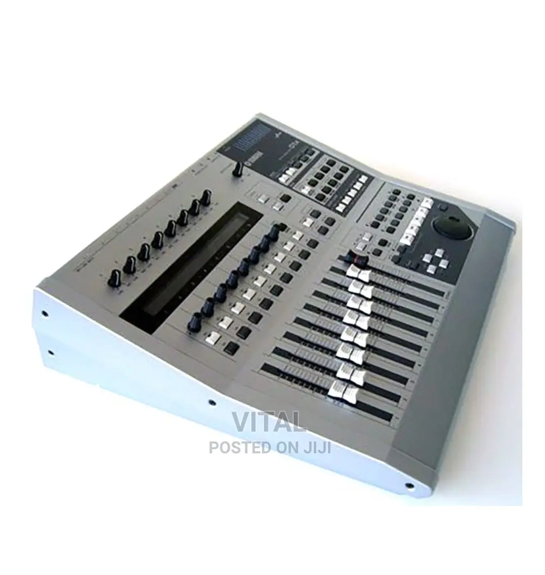 Yamaha 01X Multitrack Recording Sound Card Mixer
