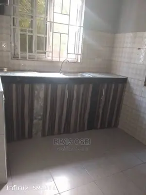 1bdrm House in School Junction, Anyaa for rent