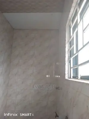 1bdrm House in School Junction, Anyaa for rent