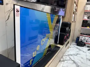 Samsung UHD Smart 65”Au7172 for Cool  Price