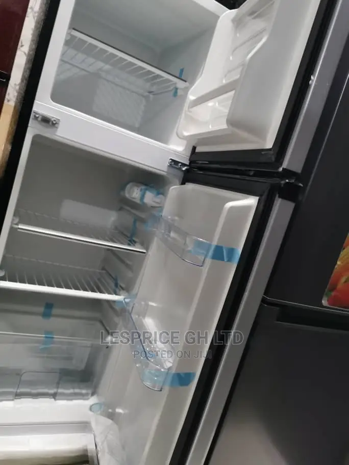 Strong Fairmate 128L Refrigerator