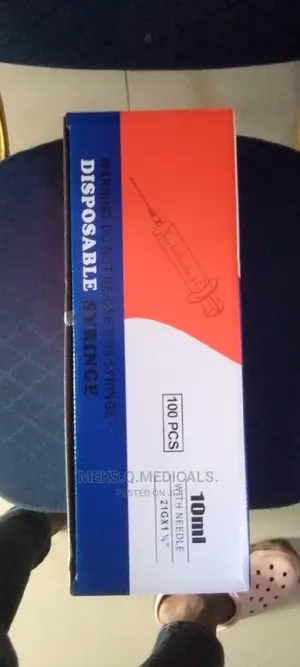Disposable Syringe and Needle 10 Ml