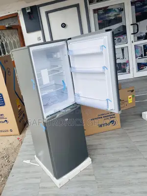 Pearl PF-330BWD Bottomfreezer 251L Doubledoor Fridge