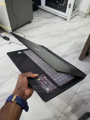 Laptop MSI GP70 2PE Leopard 16GB Intel Core I7 SSD 1T