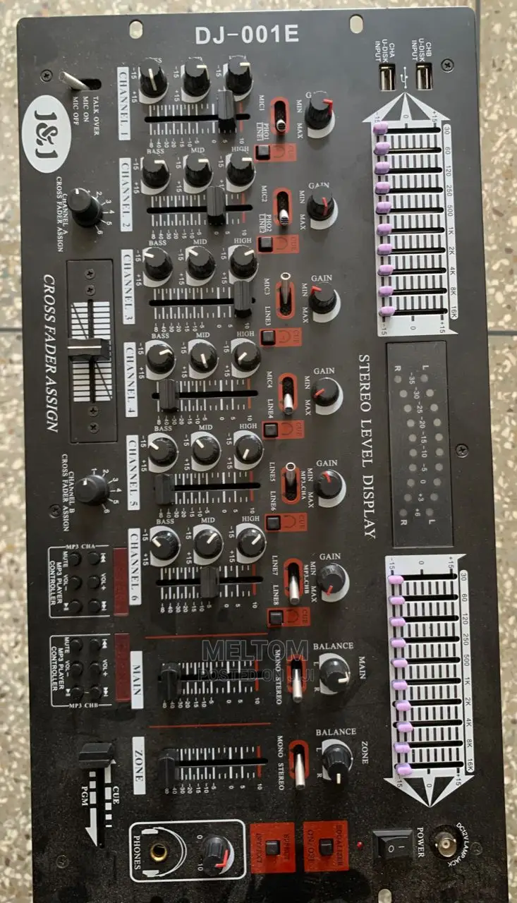 6channels DJ-001E Mixer (J J)