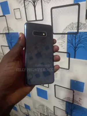 Samsung Galaxy S10e 128 GB Black