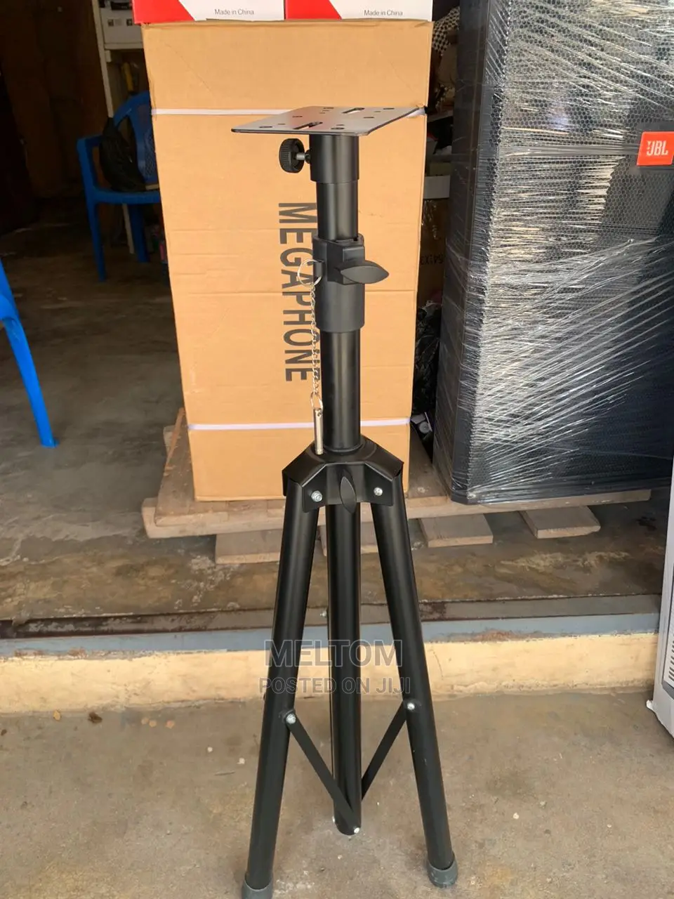 Speaker Stand