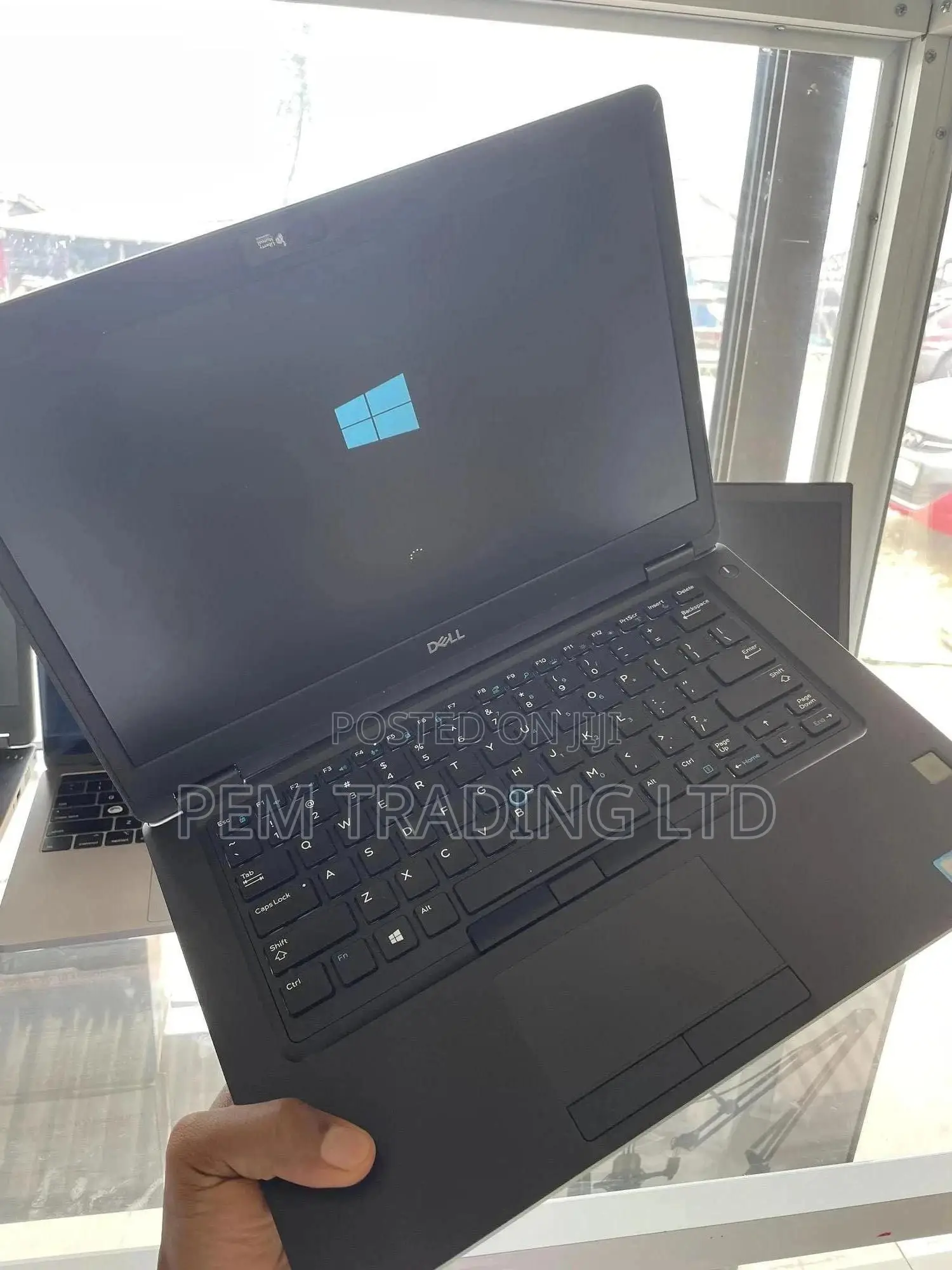 Laptop Dell Latitude 5491 8GB Intel Core I7 SSD 256GB