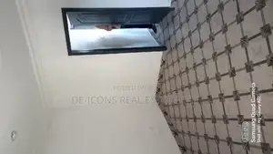 1bdrm Duplex in De-Icons Real Estate, Awutu Senya East Municipal