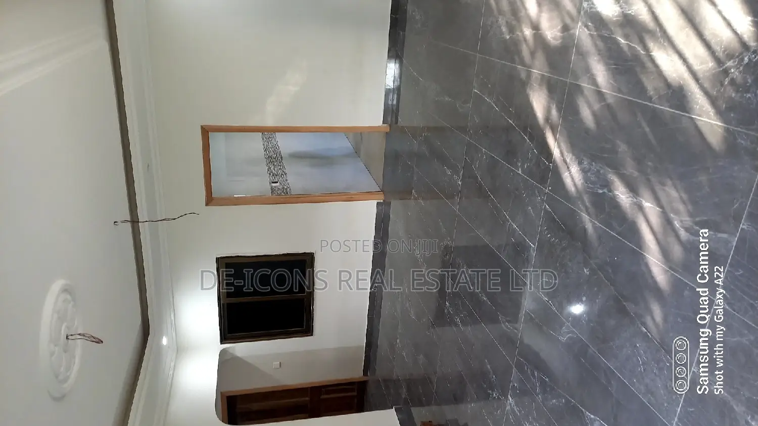 3bdrm House in De-Icons Real Estate, Awutu Senya East Municipal