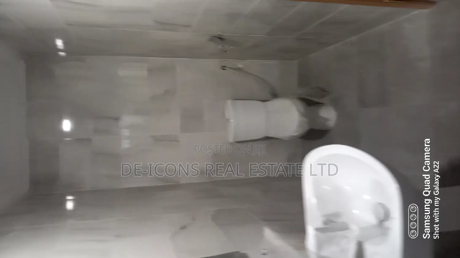 3bdrm House in De-Icons Real Estate, Awutu Senya East Municipal