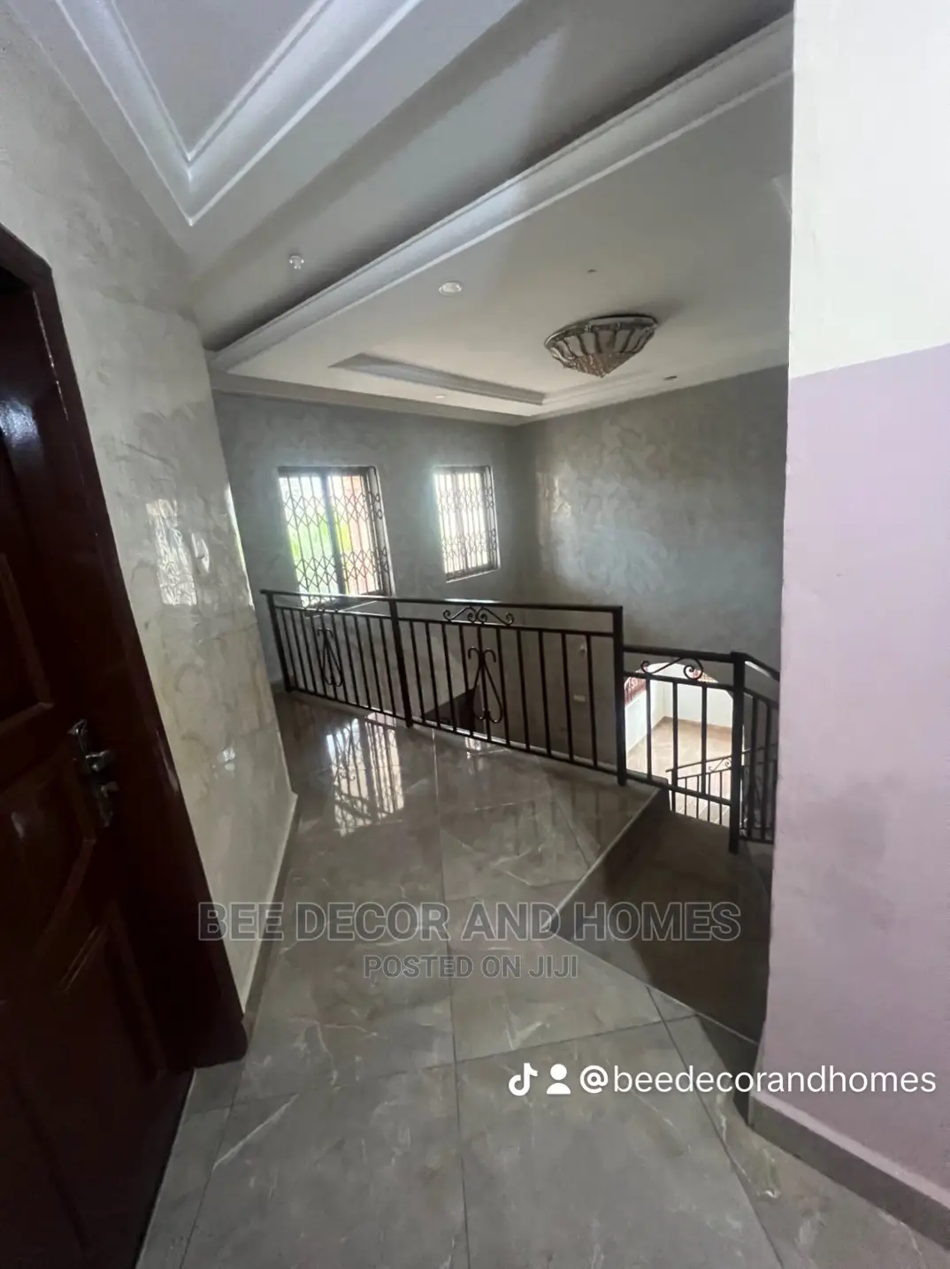 5bdrm Mansion in Bee Decor And Homes, Abokobi for sale