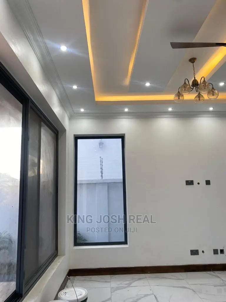4bdrm House in Spintex for sale