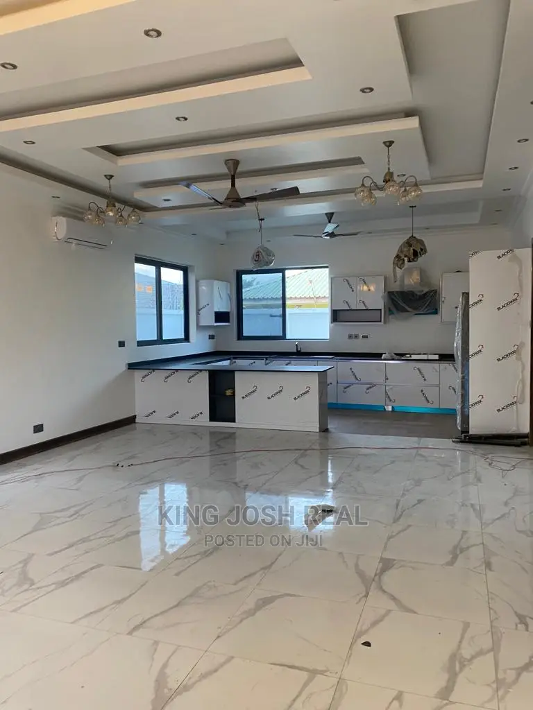 4bdrm House in Spintex for sale