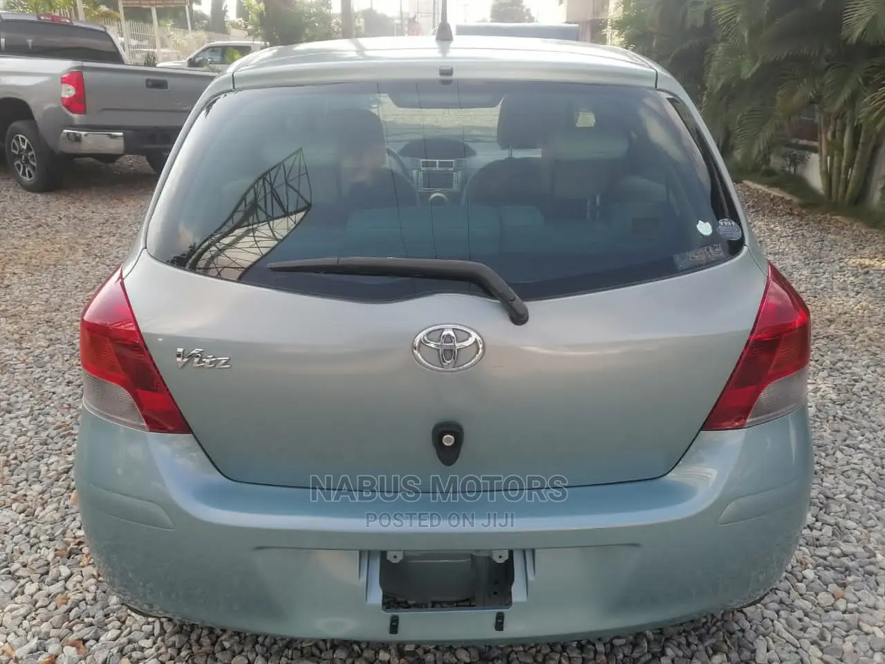 Toyota Vitz 1.3 AWD 5dr 2010 Silver