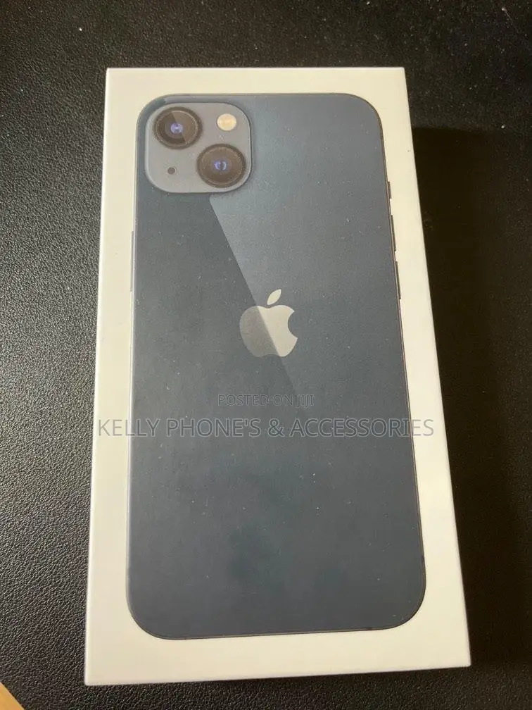 New Apple iPhone 13 256 GB Green