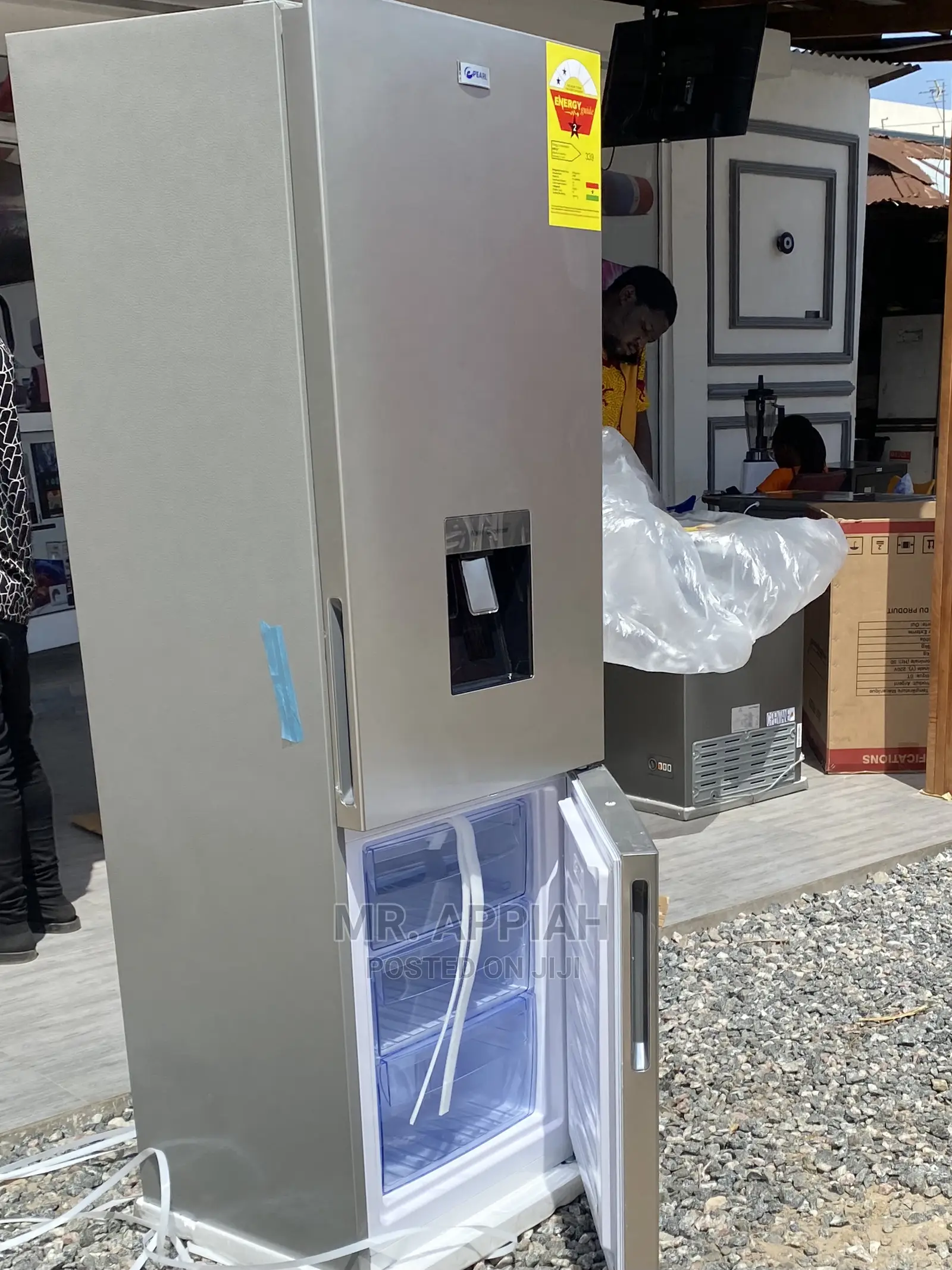 Budget-Friendly Pearl PF-405IXWD Fridge + Water Dispenser 