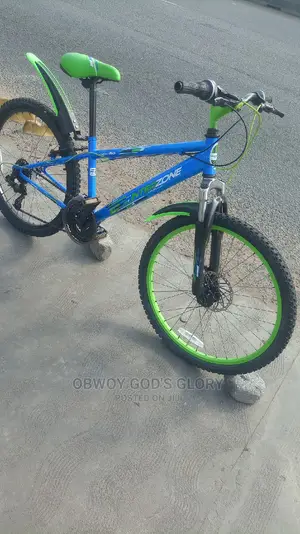 24 Sports Mountain Bike