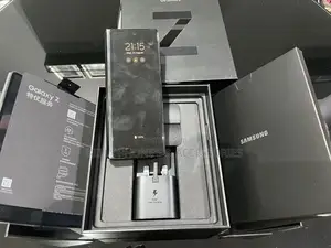 New Samsung Galaxy Z Fold3 5G 256 GB Black