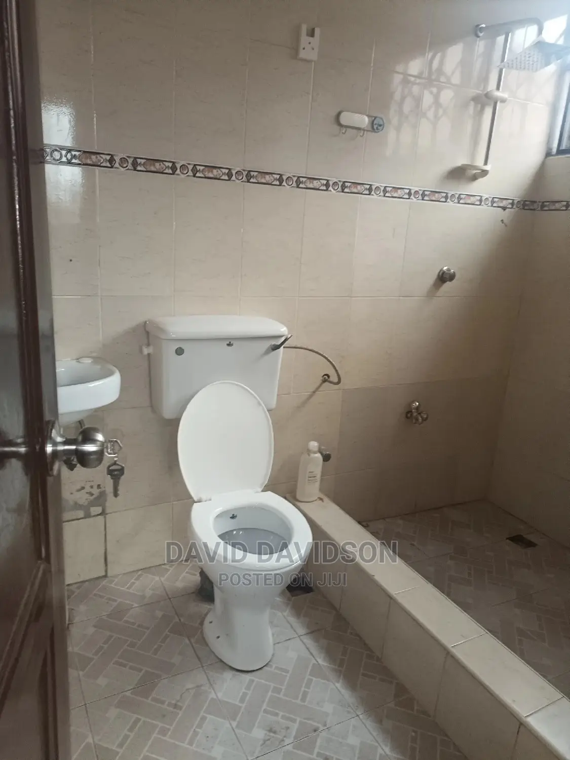 2bdrm Apartment in Executive 2 Bedroom, Tema Metropolitan for rent