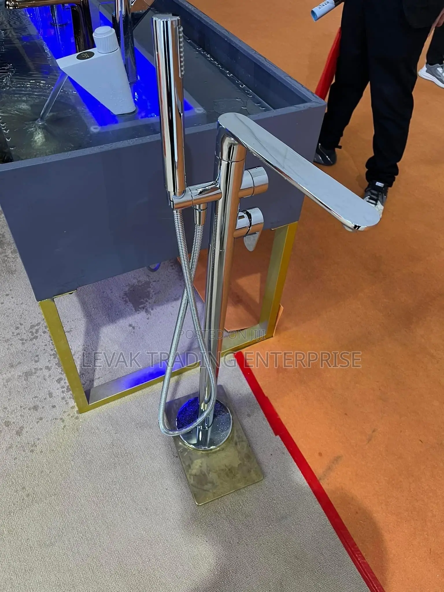 Standing Shower - Shower Head- Free Standing Shower