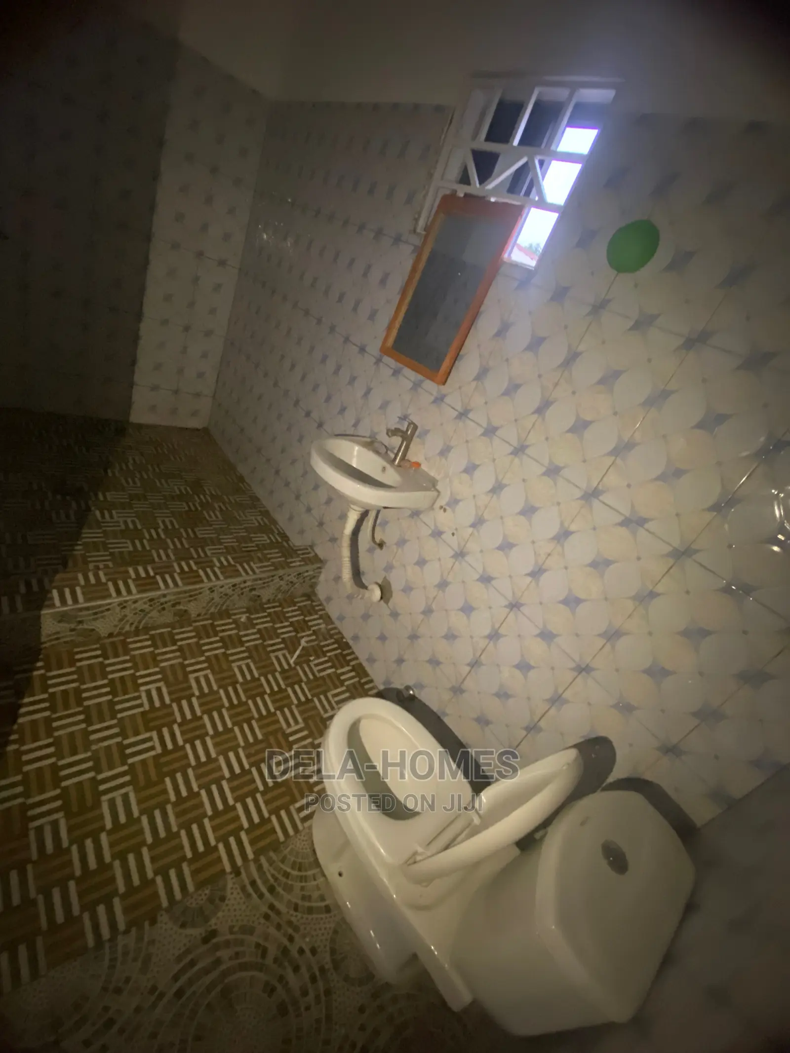 Chamber N Hall Sc for Rent at Lakeside Estate.