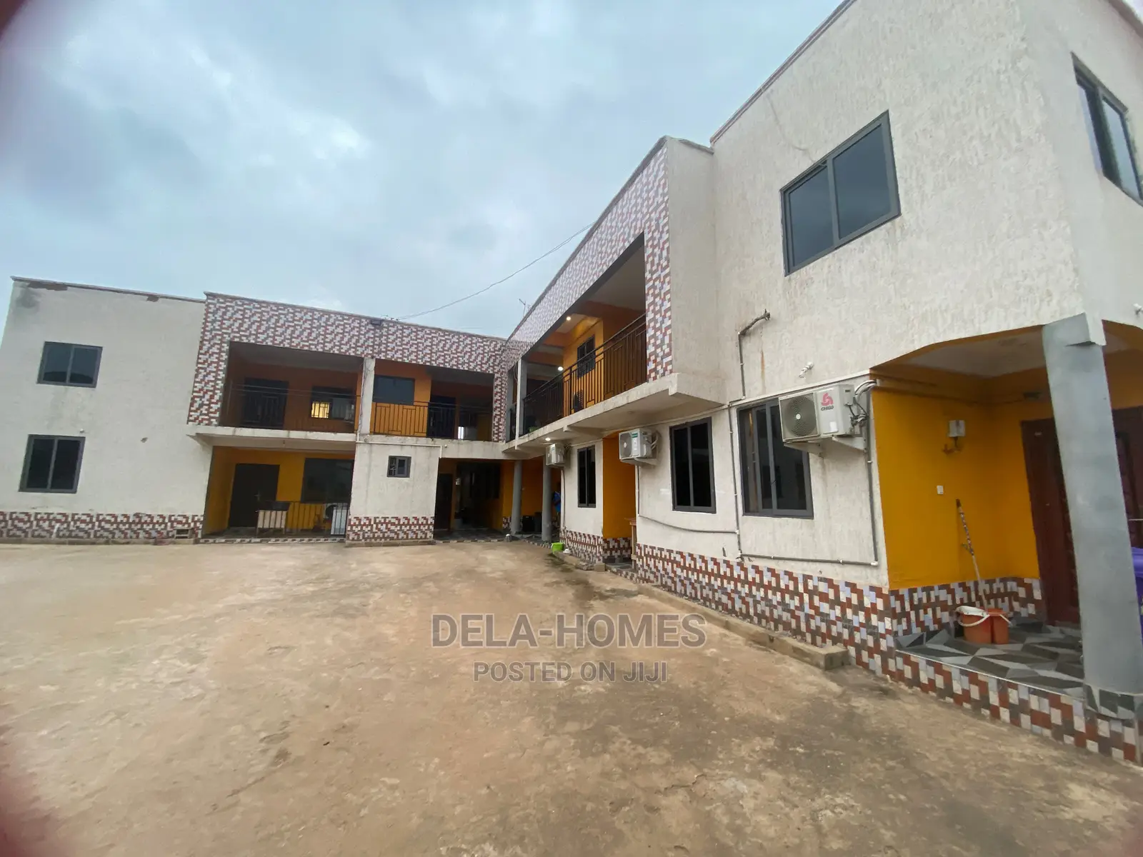 Chamber N Hall Sc for Rent at Lakeside Estate.