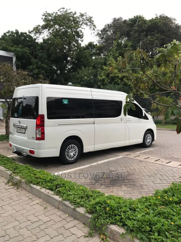 Rentals Vehicles? All Buses Rentals. Minivans and Buses