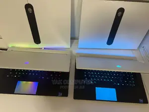 New Laptop Dell Alienware X17 R2 16GB Intel Core i9 SSD 1T