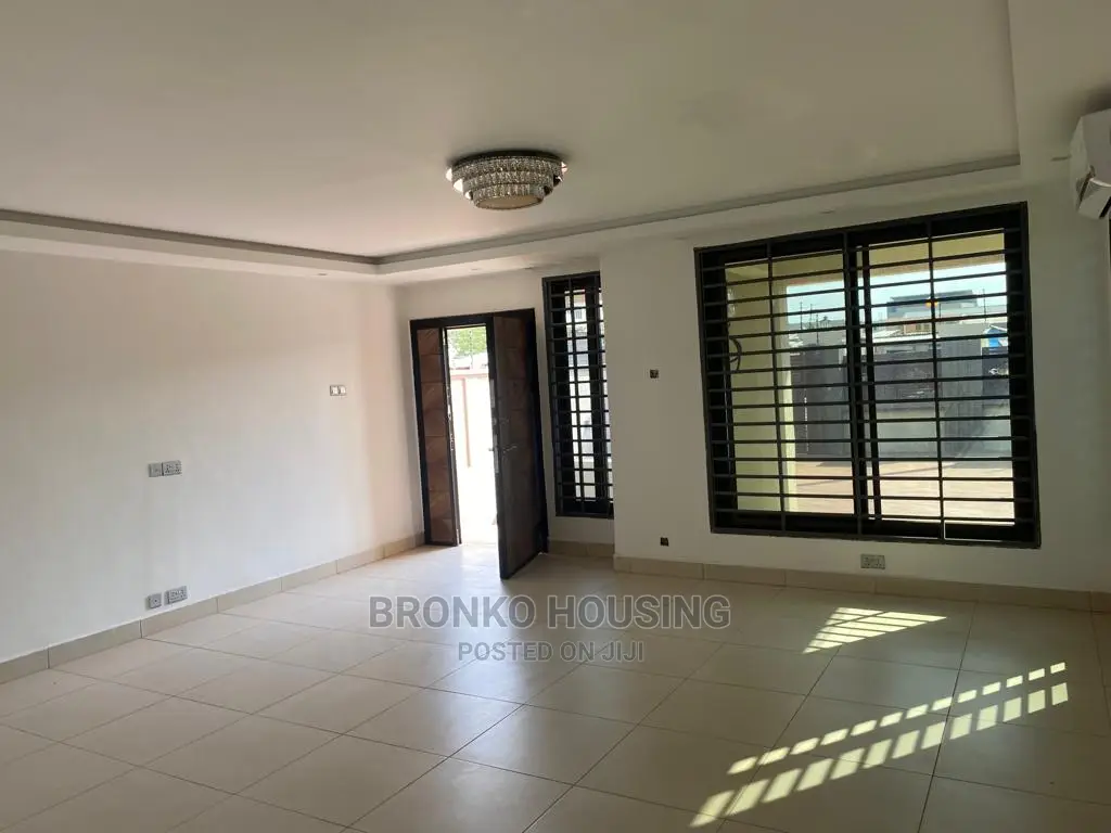 4bdrm House in Bronko Housing, Spintex for rent