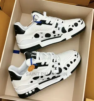 Louis Vuitton Sneakers