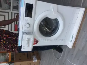 First Choice LG FH2J3QDNP0 7kg Automatic Washing Machine