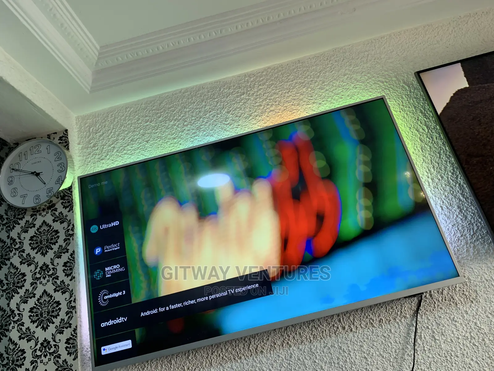 Uk Used 50inch Philips Uhd HDR Smart Tv,3sided Ambilight