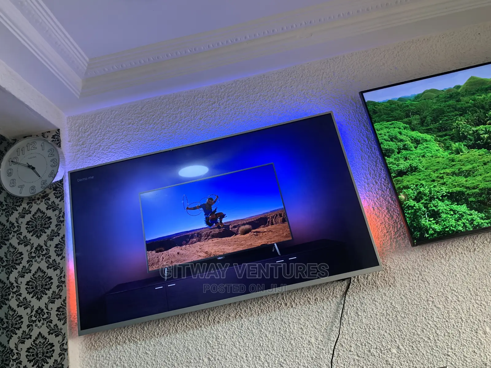 Uk Used 50inch Philips Uhd HDR Smart Tv,3sided Ambilight