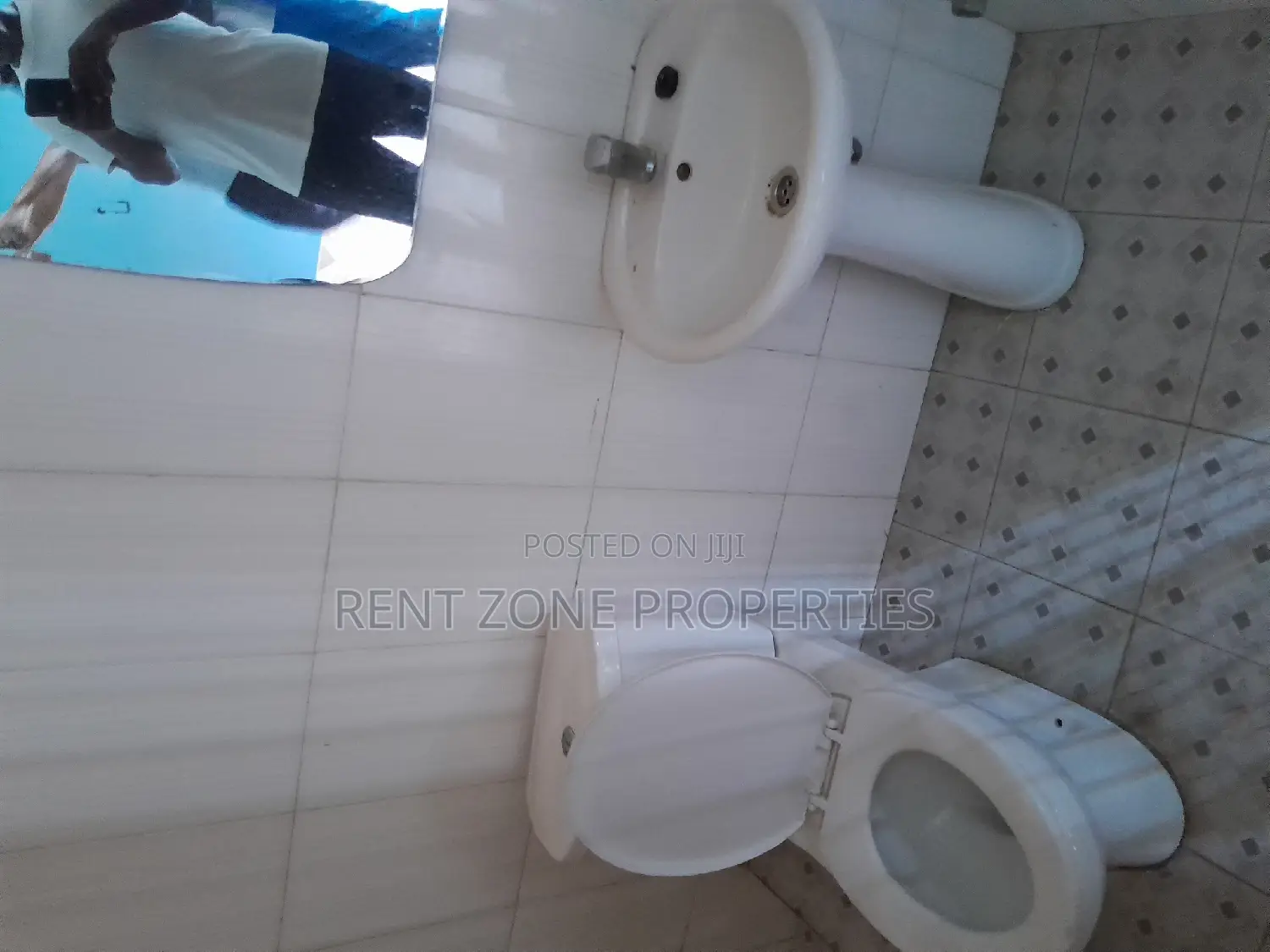 4bdrm House in Pokuase for rent