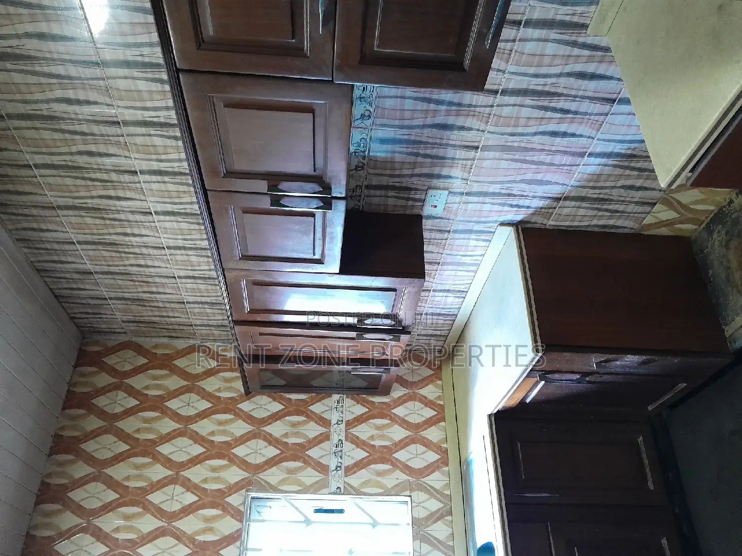 4bdrm House in Pokuase for rent