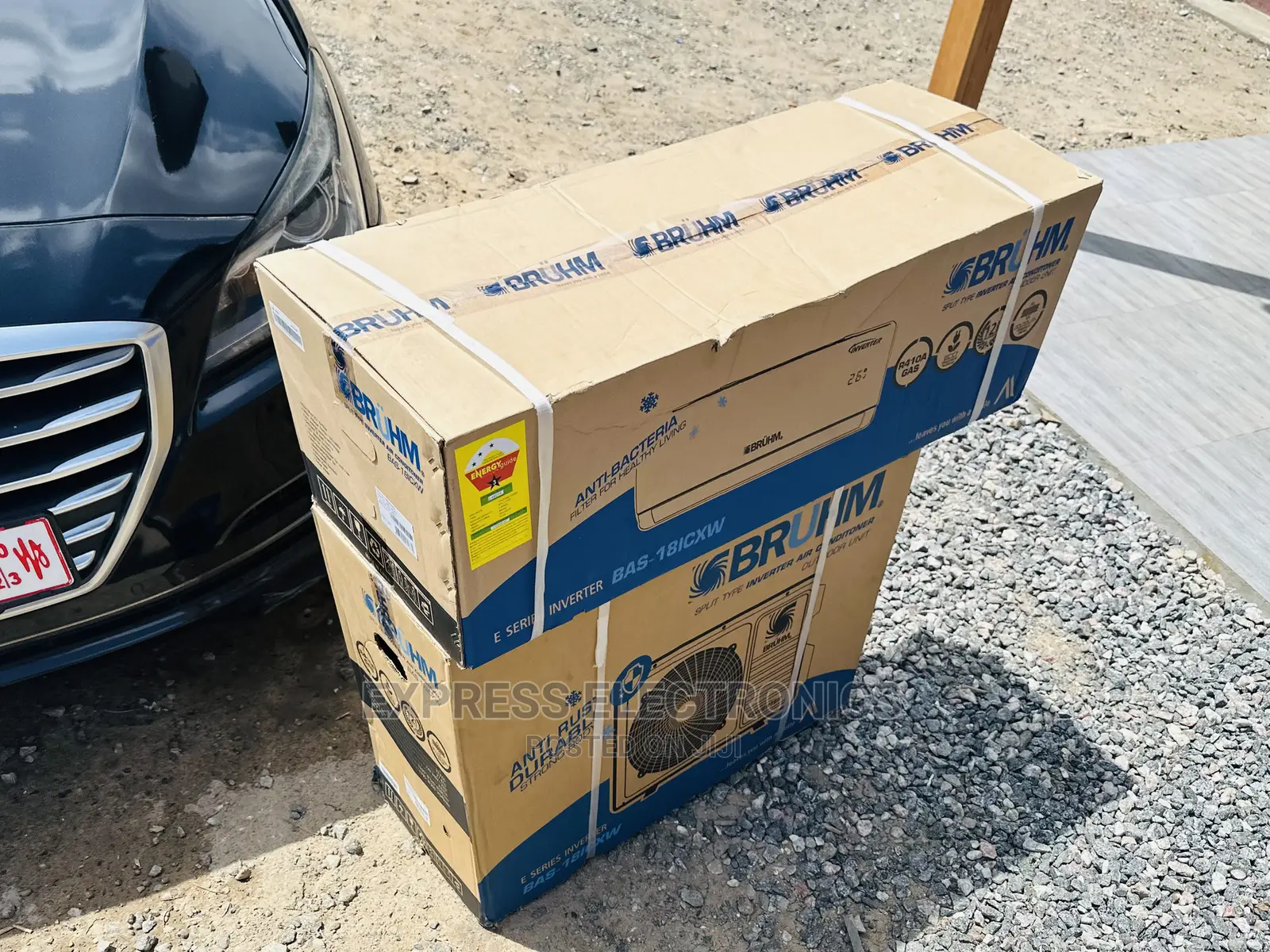 Translucent Plastic Front Panel Split Inverter 2.0hp Bruhm