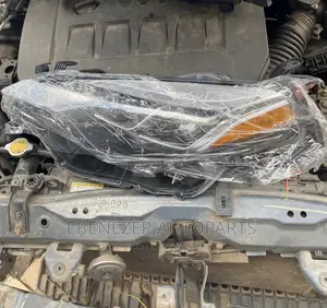 Toyota Corolla 2017 Headlights