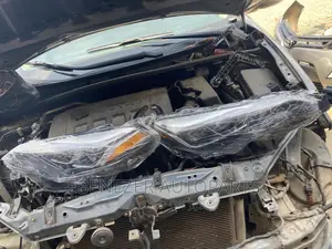 Toyota Corolla 2017 Headlights