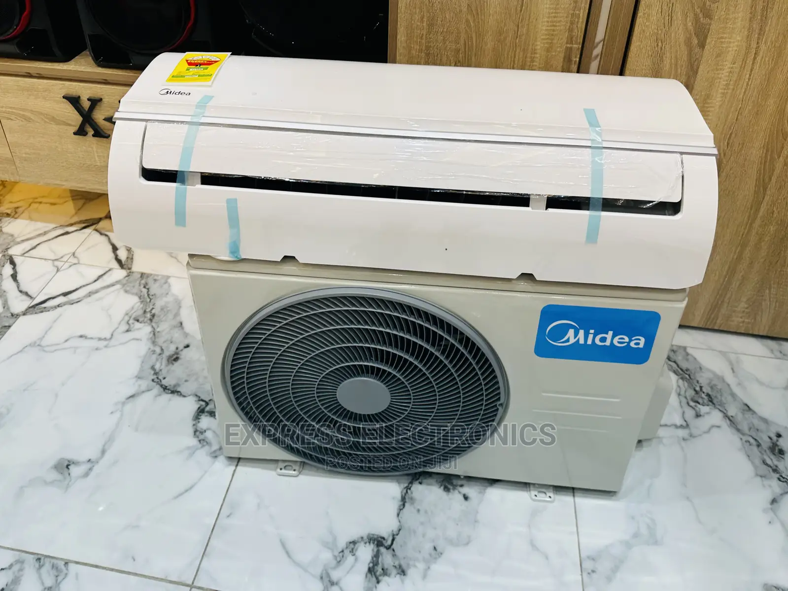 Pretty Cool  Price Midea Inverter 2.5hp Split AC