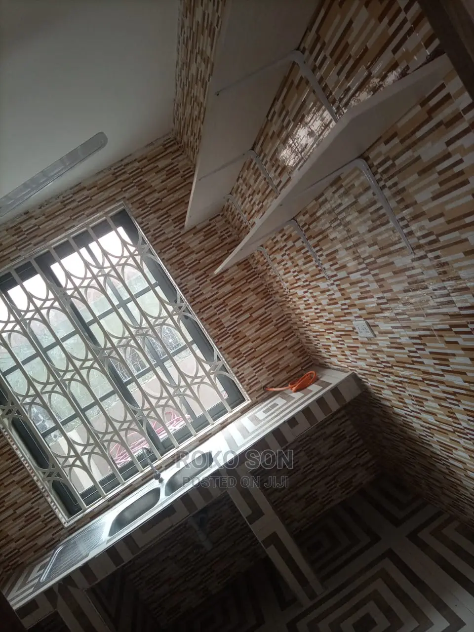 2bdrm Apartment in Dr Roko, Pokuase for rent