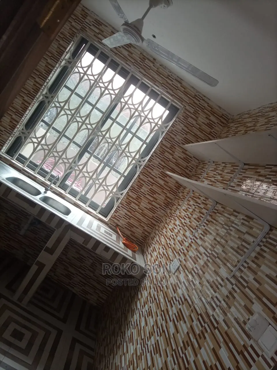 2bdrm Apartment in Dr Roko, Pokuase for rent