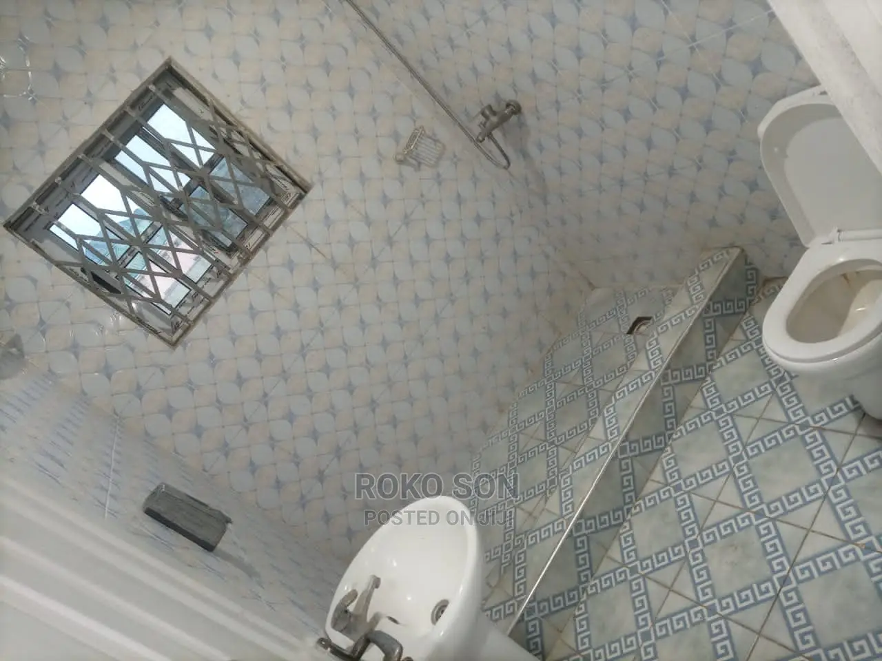 2bdrm Apartment in Dr Roko, Accra Metropolitan for rent