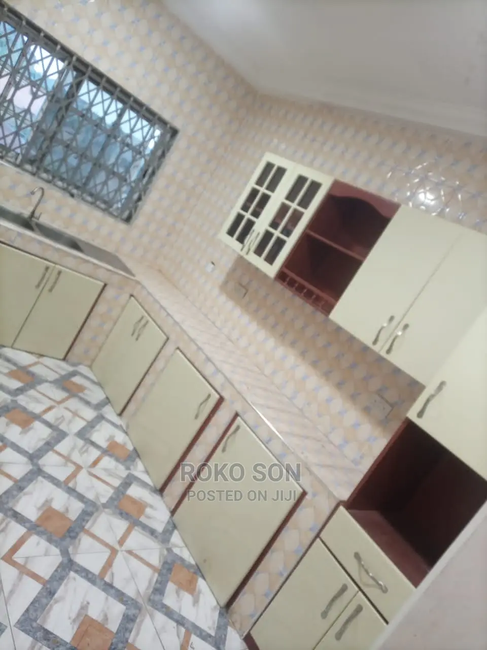 2bdrm Apartment in Dr Roko, Accra Metropolitan for rent