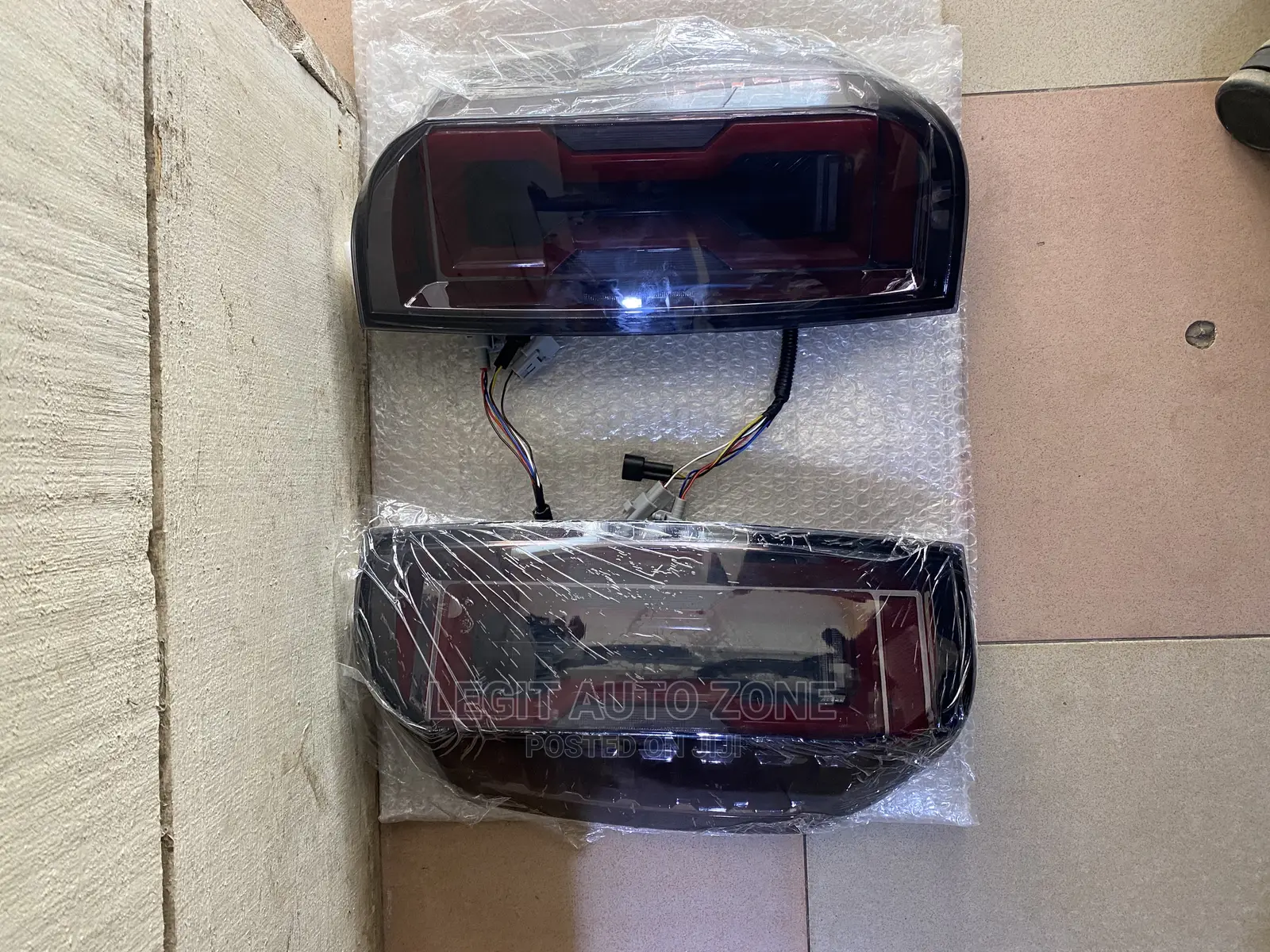 Toyota Tundra Spec Taillights