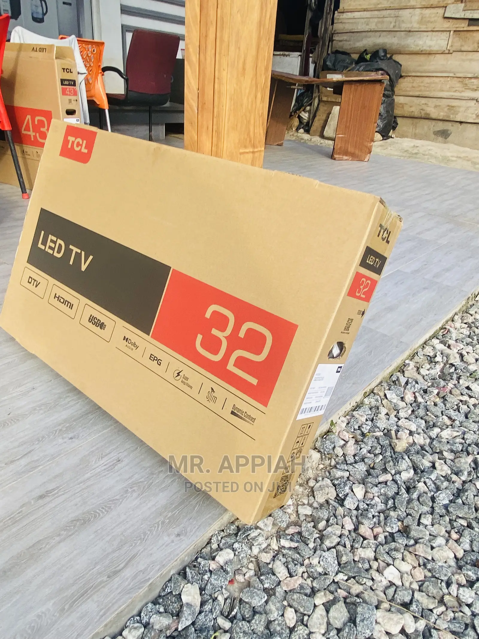 Fast, Reliable Affordable TCL(32D3200)32” Smart LED Tv