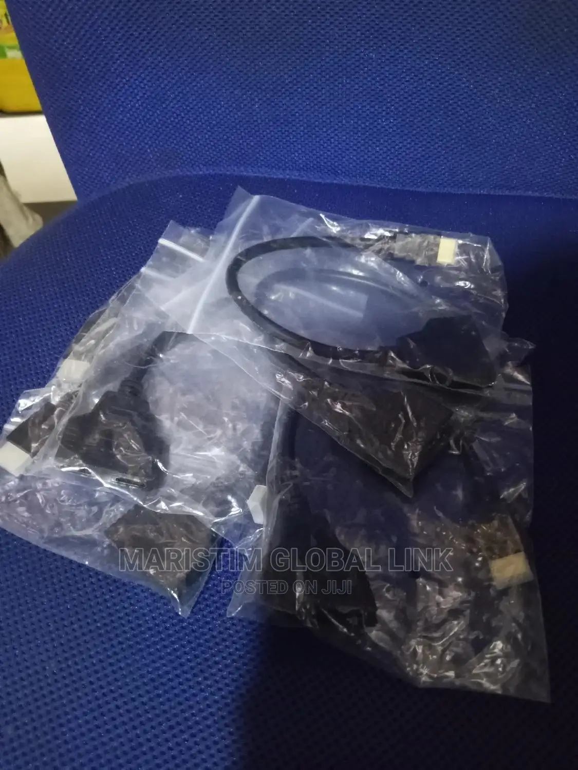 HDMI Two Way Splitter Cable