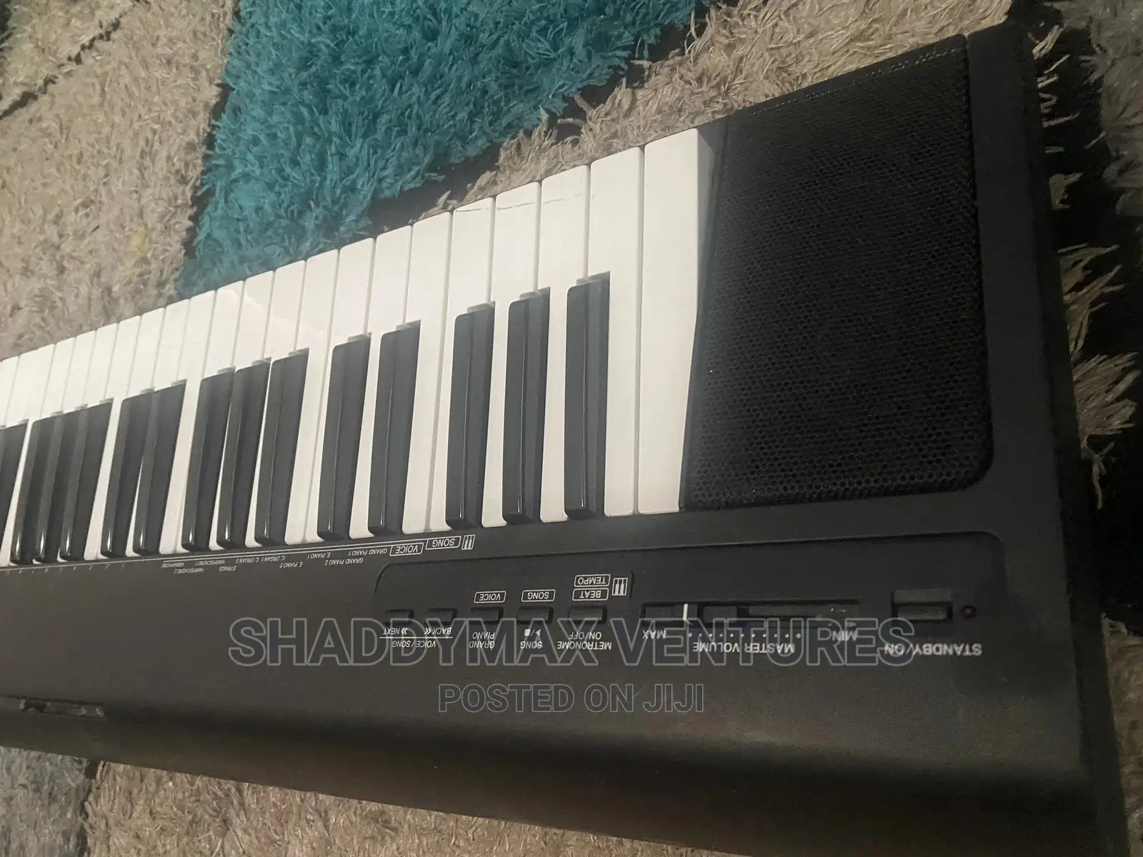 Yamaha NP 30 Keyboard