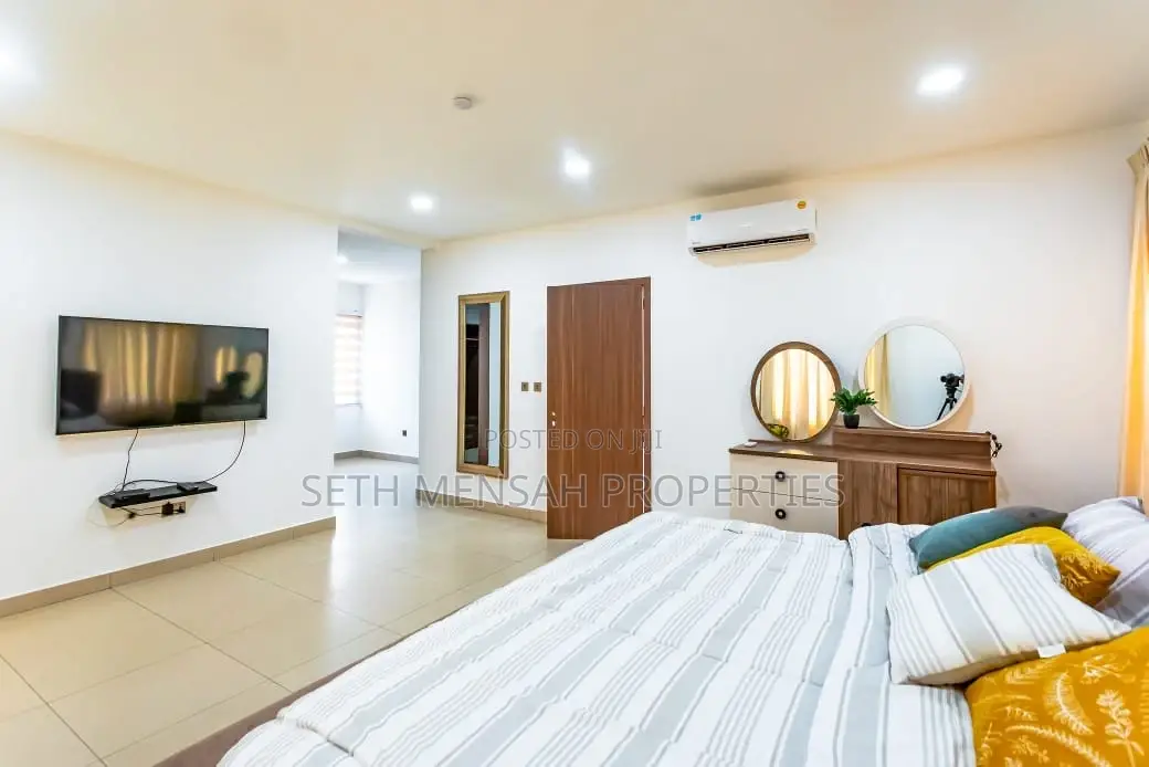 Furnished 5bdrm Townhouse / Terrace in Airport Residential Area